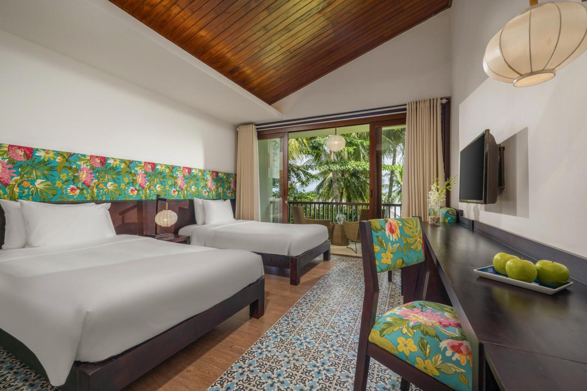 เอเมอรัลด์ ฮอยอัน ริเวอร์ไซด์ รีสอร์ต Hotel ภายนอก รูปภาพ